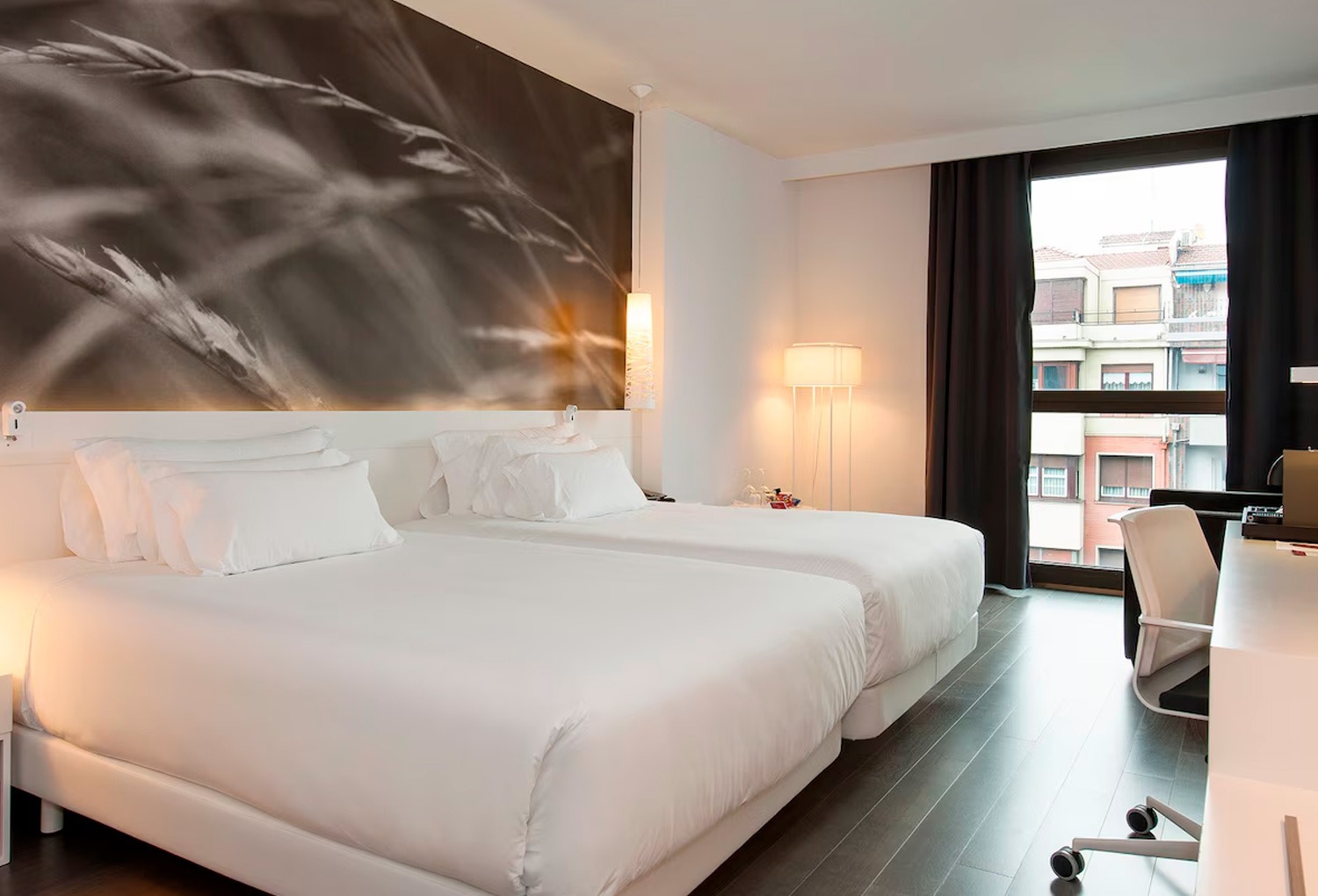https://decostudio.com/en/our-projects/hotel-nh-collection-villa-de-bilbao/